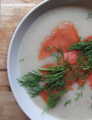 Zupa norweska (kartoflanka z łososiem)