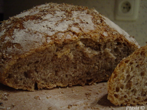 Chleb bez wyrabiania (tzw. no knead bread)