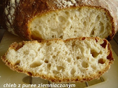 Chleb jajeczno – maślany z purée ziemniaczanym