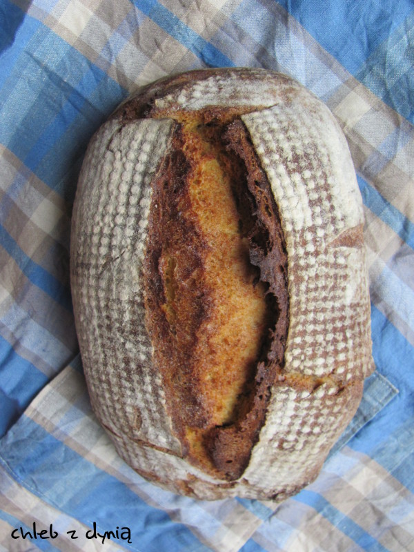Chleb z dynią (na zakwasie)