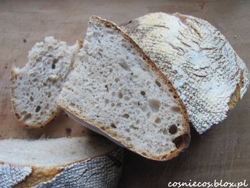 Lekki jasny chleb śląski